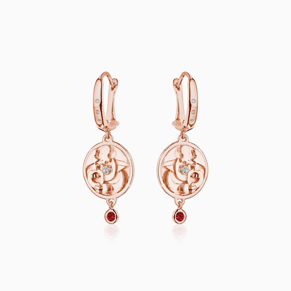 Diamond Center Onilu Earrings with Rubies In Rose Gold